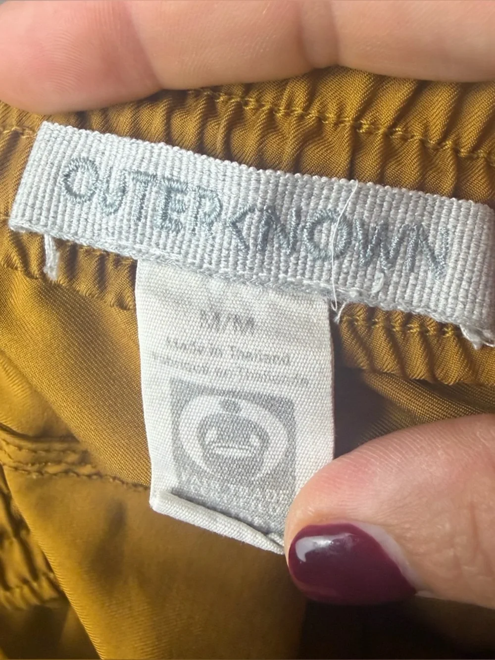 OUTERKNOWN Nomadic Volley Shorts in Golden State size Medium Boardshorts Surf